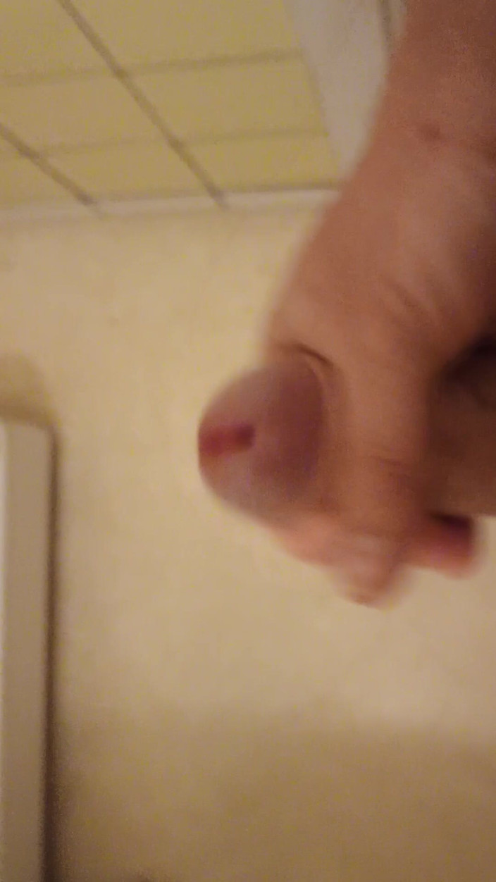 Ed Eden: Podlaha v koupelně