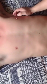 Markus Dude Dapat Torso Seksi Ticklish