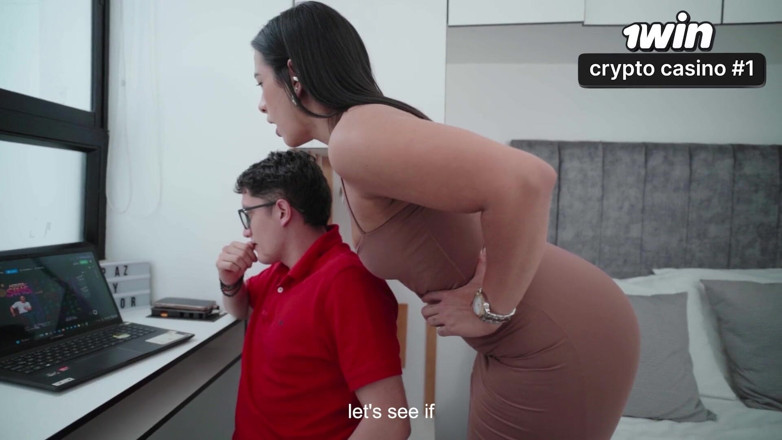 Kylei Ellish: Divorced MILF Fucks Virgin Nerd to Help Her Invest Online!...