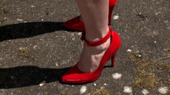 German BDSM MMV: Трахаю брюнетку с большой задницей в лесу, пока не примет БДСМ-тренировку