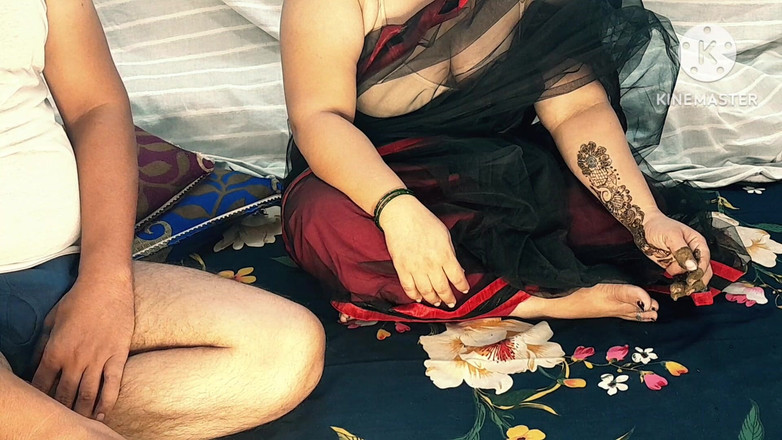 Salmaan001: Anal sikiş teyzenin götü Hintçe yırtıldı