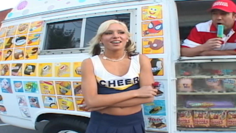 The Window of Sex: Kinky Babes Scene-1_slim Blonde Teen Having Sex in an Ice...