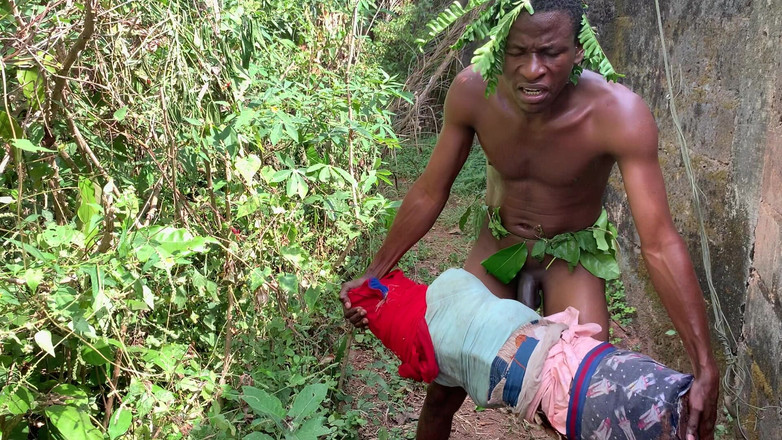 Bangcum8: Tombul göt sikicinin ustası büyük yarak daha güçlü