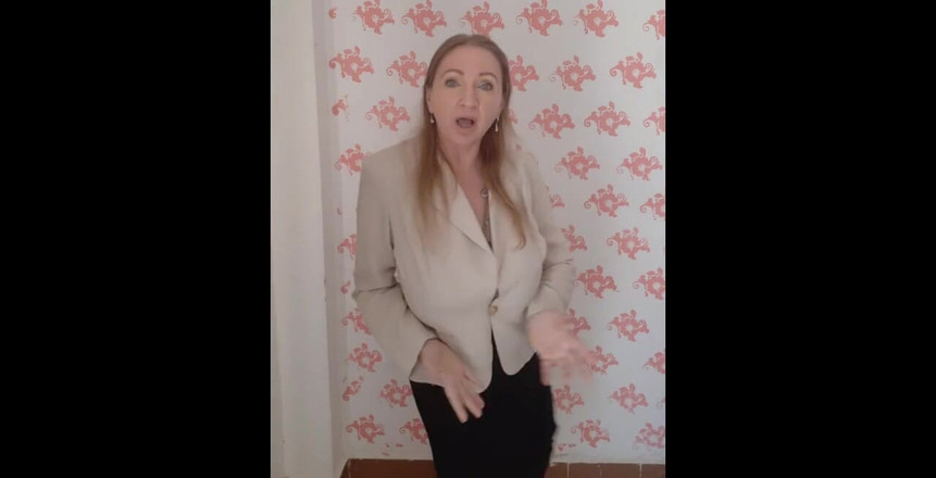 MariaOld: 대물 자지에 따먹히는 18세 소녀