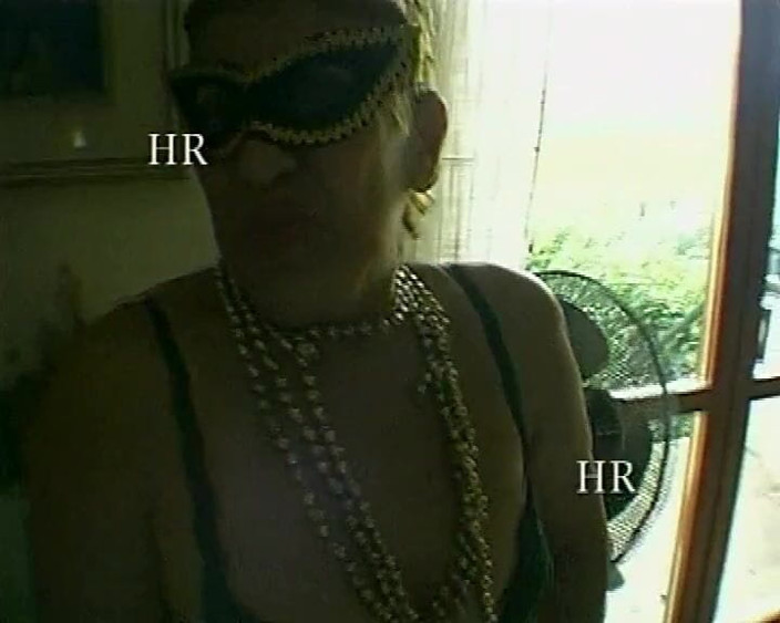 Hans Rolly: Неопубліковано аматорське порно з домогосподарками 90-х No6