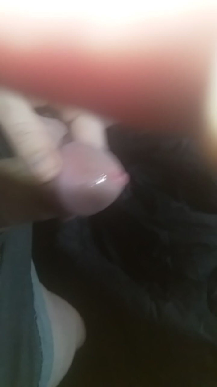 LORTON: Transsexual Ladyboy Tranny masturba um pau grande e solitário