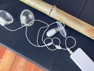 ushirosugatanomiki: Cô gái dành 70 phút bị trói và đeo máy rung ba điểm