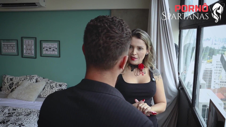 Porno Spartanas: Горячая MILF и коллекционер