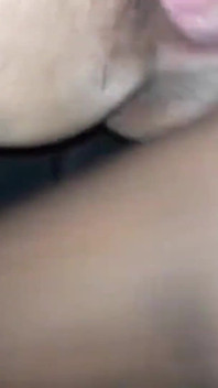 WildEnglishBBW rubbing my clit spreading my pink pussy