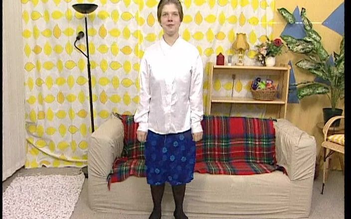 YOUR FIRST PORN: Meine haengetitten sind echt - jessica le mie tette pendenti sono...