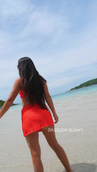 Piękne Bikini I Gorący Chłód Na Plaży