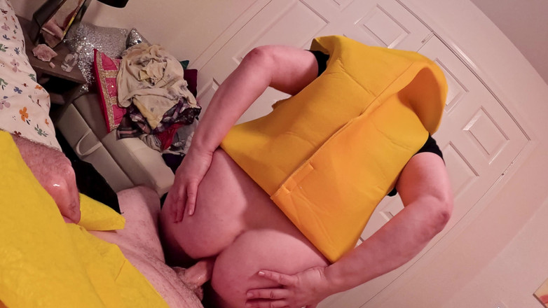 Erin Electra: Anální sex s macechou na Halloween