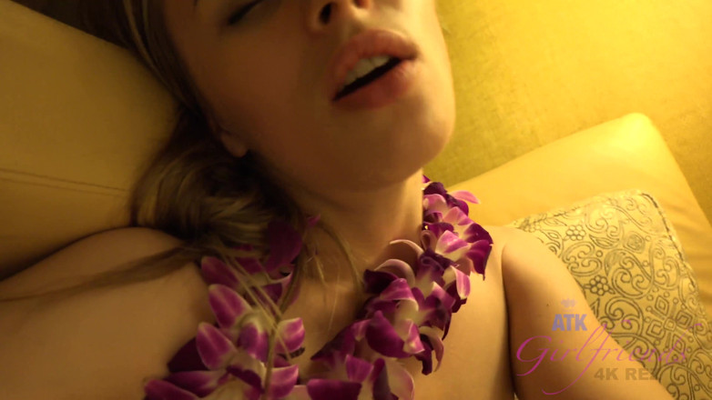 ATK Fans (Girlfriends): Virtueller urlaub auf hawaii mit jillian janson teil 7