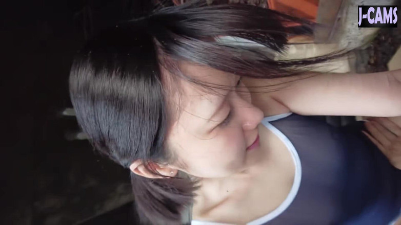 J-Cams: Întâlnire cu costume. Fată timidă într-o plimbare în aer liber, partea 4