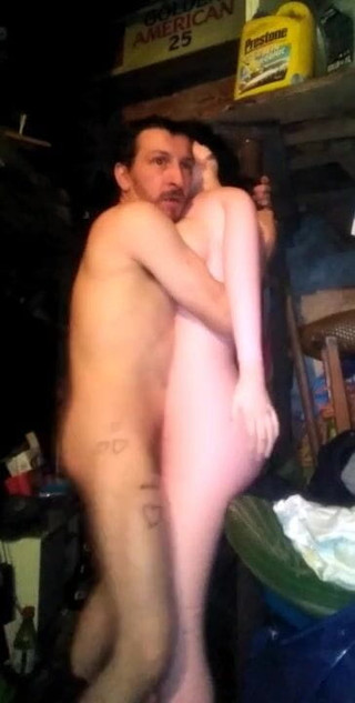 Kinganal bitch: 我是处女41岁与娃娃的第一次性爱