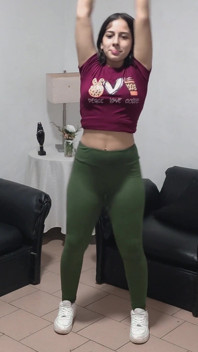 Sesi tarian seksi cewek imut latina