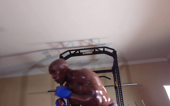 Hallelujah Johnson: 灵活训练的拳击练习的好处包括增加 rom、肌肉酸痛的可能减少和潜力