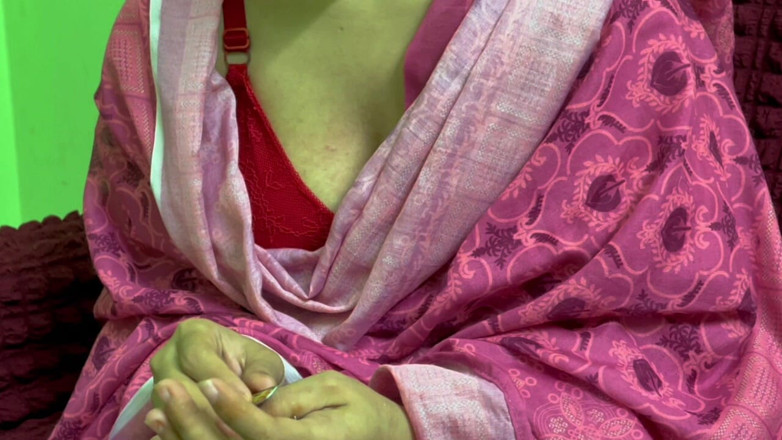 Riya Chowdhury: Medam, ich brauche ein bisschen geld, bitte hilf mir
