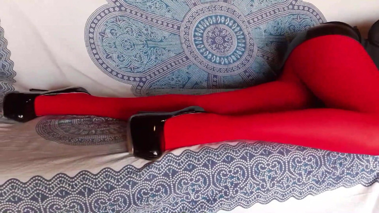 LauraOnHeels: Laura en tacones amateur 2021. Compilación de 40 minutos de tacones altos...