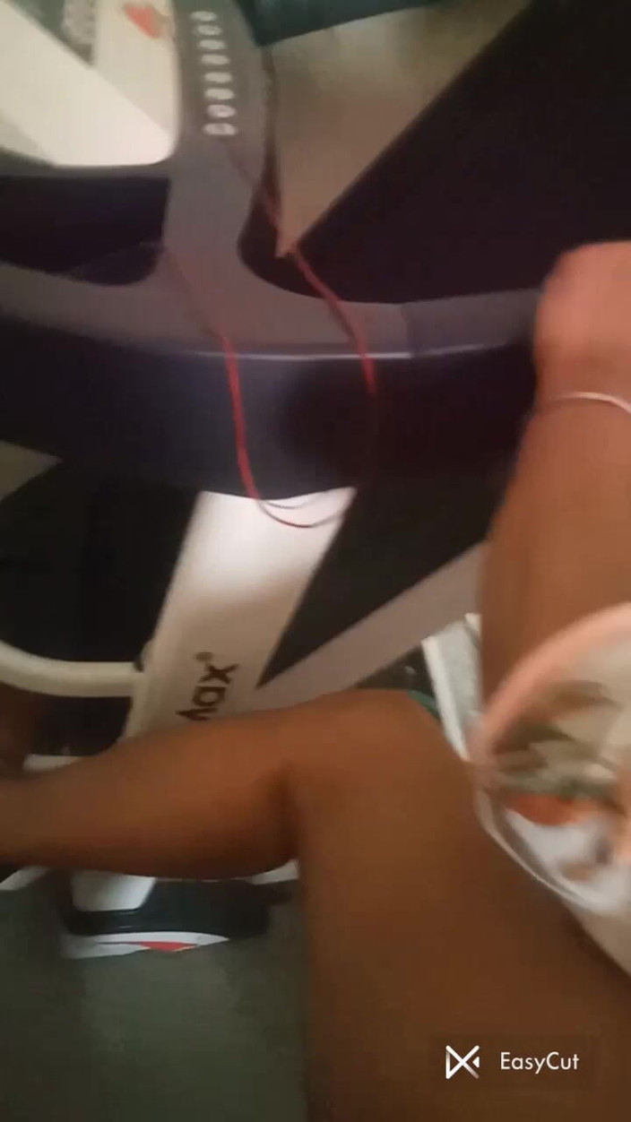 Pickup maami: 健身房大师Weorkout在阿姨