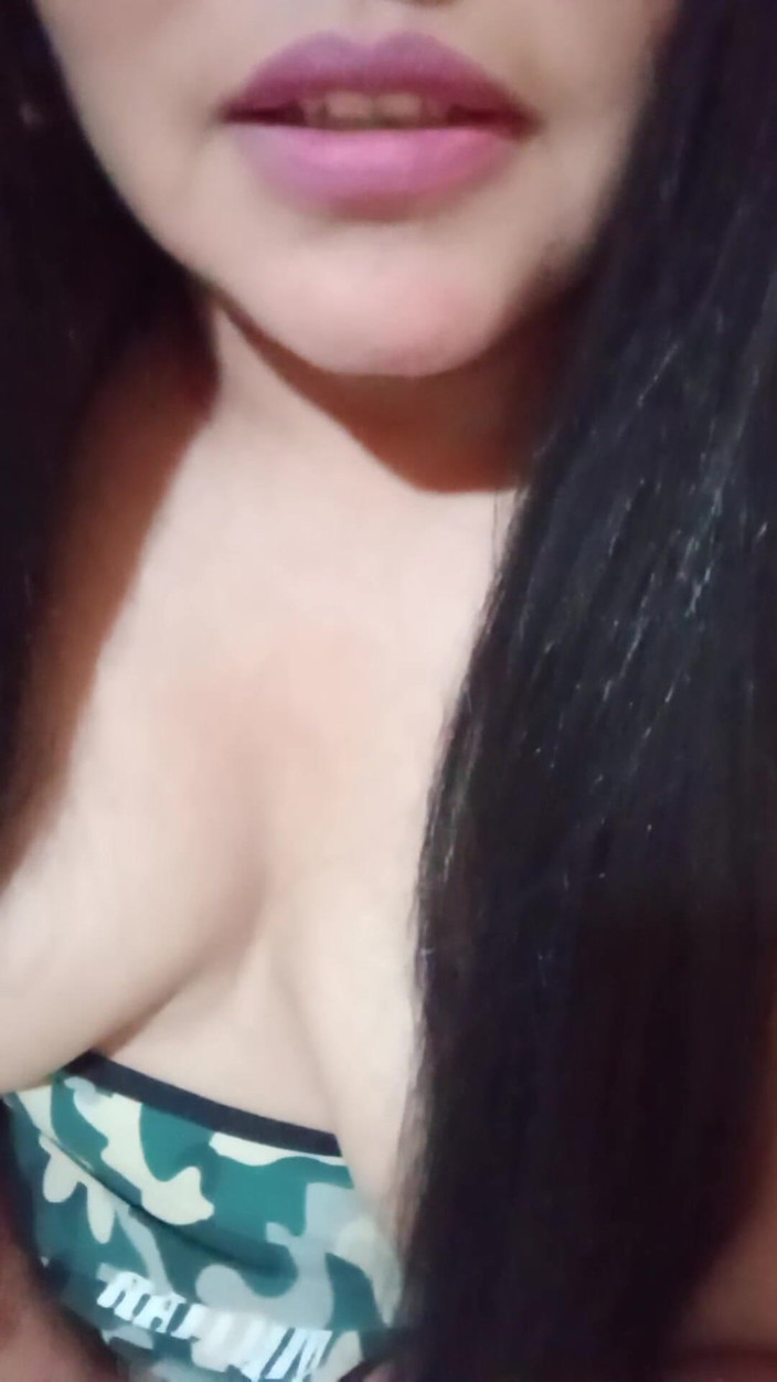 Carla Villalobos: Řeknu ti svůj nadržený příběh v sauně s mým přítelem,...