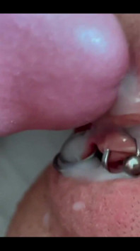 Fuck my Pierced Pussy