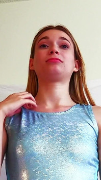 18 År Gammal Gymnast Katie