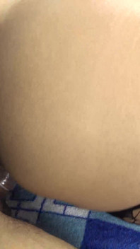 Brunette met grote lul heeft mij en mijn vriendin BBW opgegeten met een enorme kont hete orgie