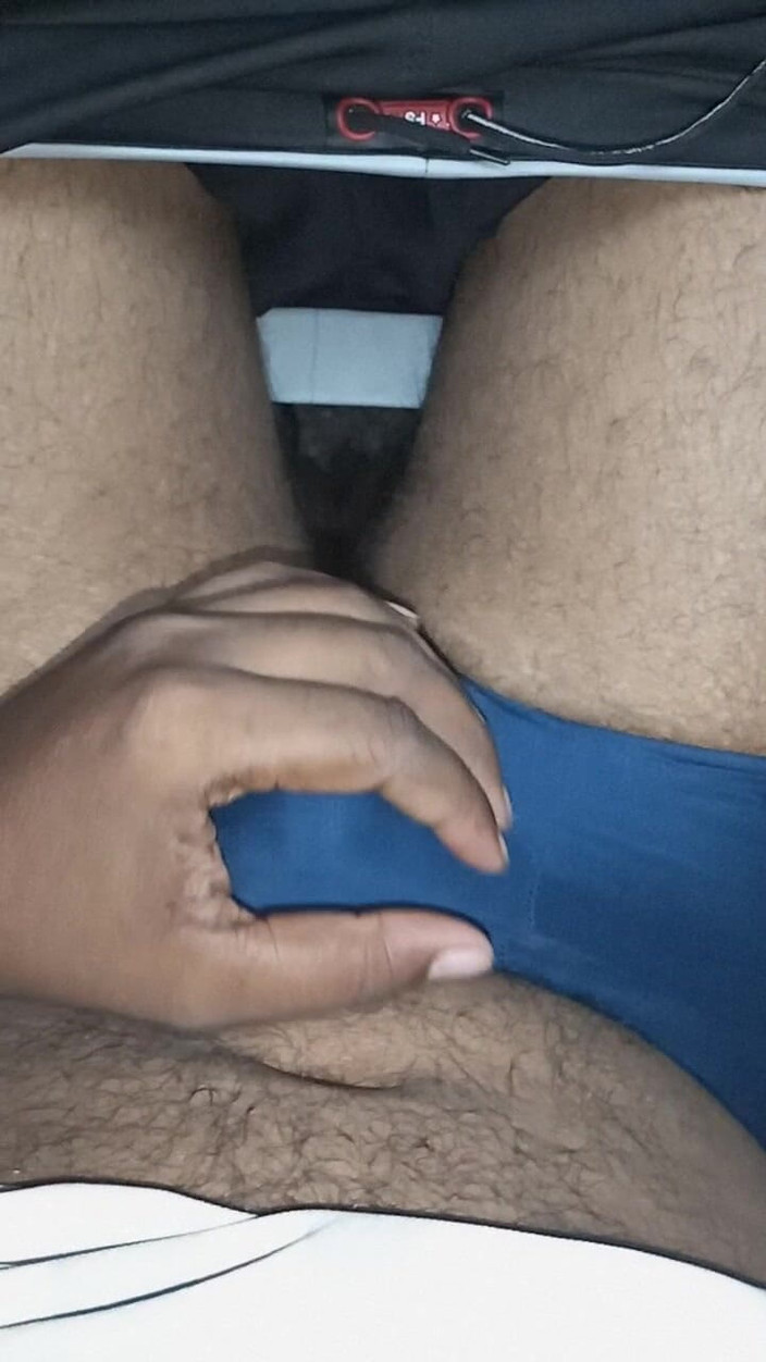 Sweet Indian cock: Karım amcık emiyor