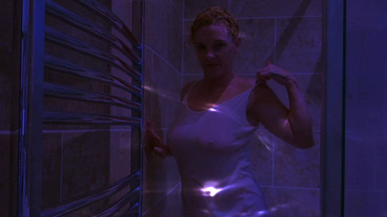 The adventures of Kylie Britain: Våt förförelse