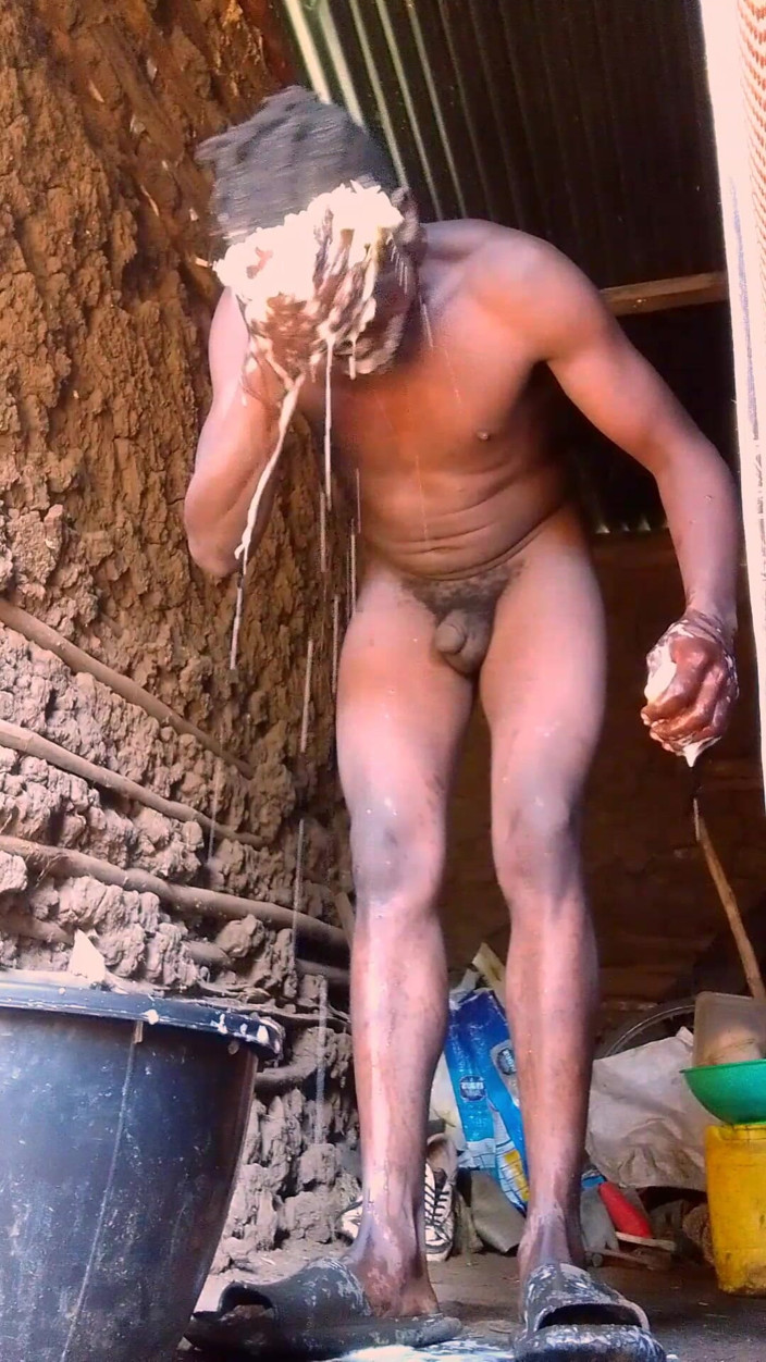 HWillovahh: Schwules junge Badezimmer im schlammhaus nach einem tag ging mit...