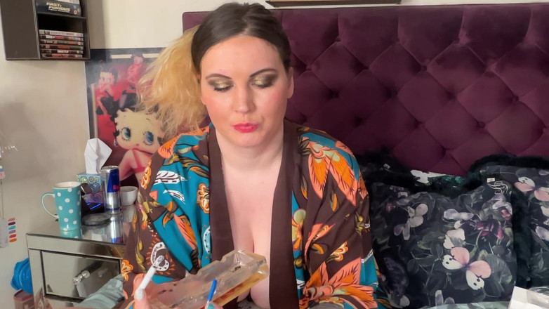 MissFFW: Relieved Whore Gets to Smoke a Cigarette in Between Clips