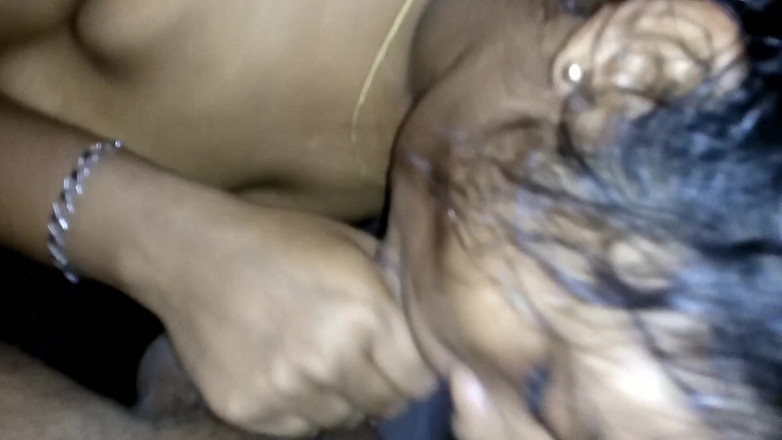 Immfuck: Indisk sperma i mun och näsa medan långsam deepthroat och...