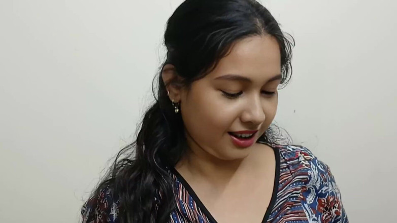Apple Porn: Hot Thailand Maid Gave Best Service in Hotel Room
