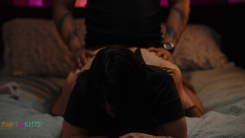 BeastnKitty: Policzki w górę i spuszczone f Sunny Bunny