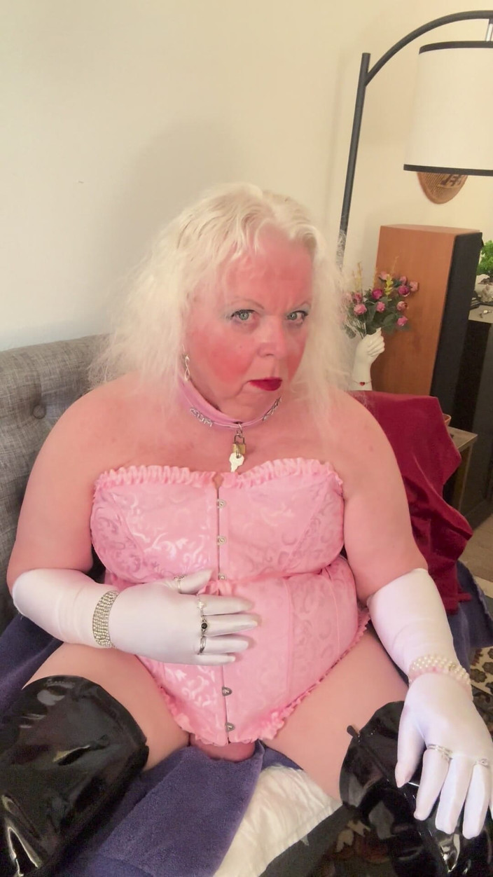 Constance: 핑크 차티티