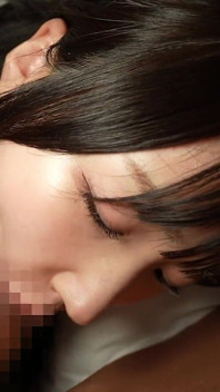 デビュー前のhカップグラビアアイドル１８才　コスプレ着用して中出し