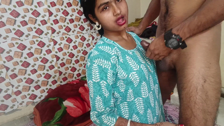 AmpleOunce283: Salwar femme desi, pipe et branlette - éjaculation sur les vêtements et...