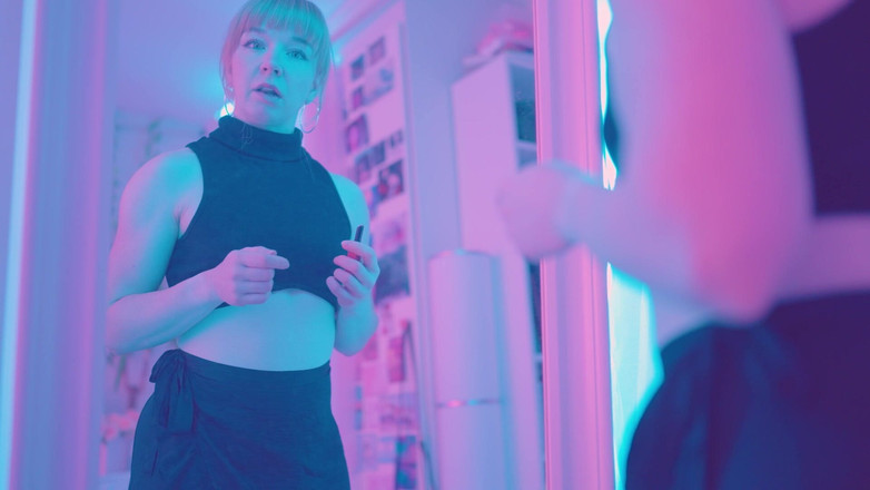 Jolie Lyon: 继母正在和你以外的人约会