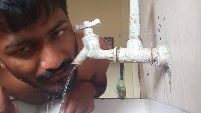 KUMBHA MANOJ KUMAR: Vip jen si představ svého chlapa