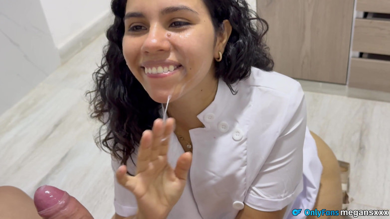 MeGanSxx: This Is How the Semen Is Extracted with the Mouth...