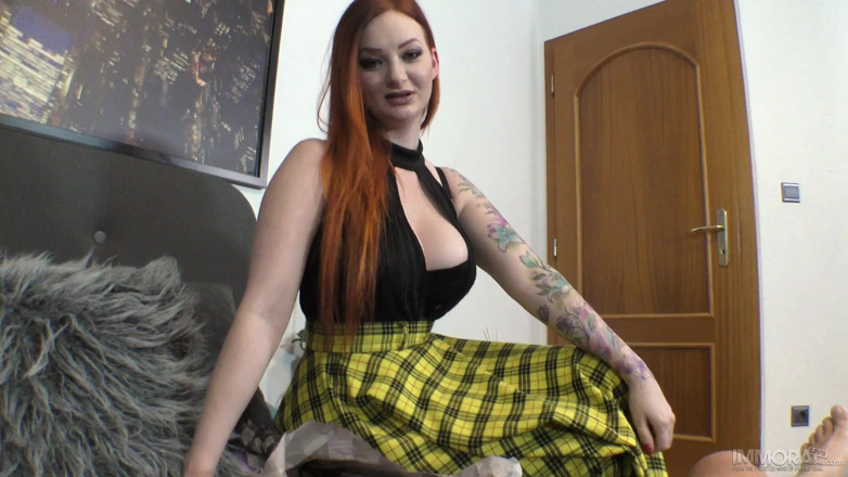 Immoral Live: Zara Durose Shows Her Stepson That a Bush Is Better...