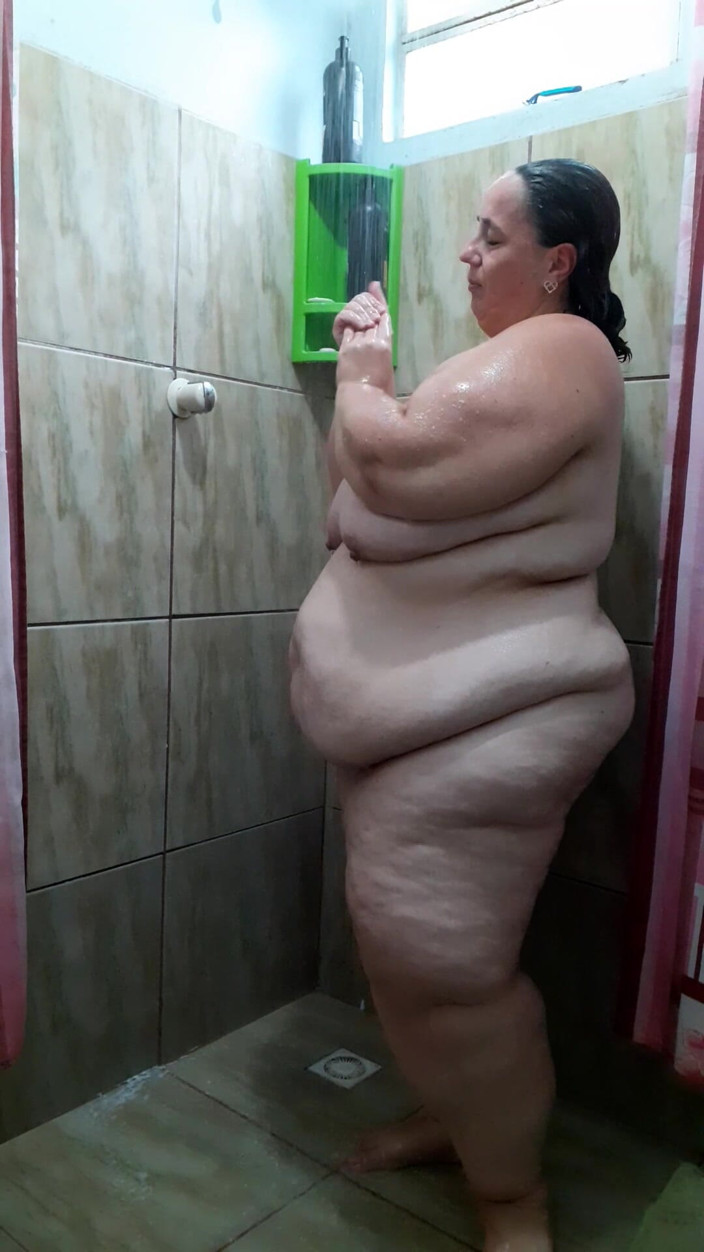 Kasal30br: Ducharme, lavarme el pelo y afeitarme.
