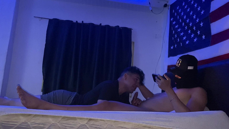 Ultra2017P: 여친을 속이고 자지를 빨게 하는 축구 선수