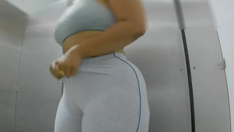 Katrina4deluxe: Beautiful Ass Caught in Bathroom