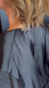 穿着mariemur性感内衣的丈夫和他的朋友在束缚和扩张酒吧里性交