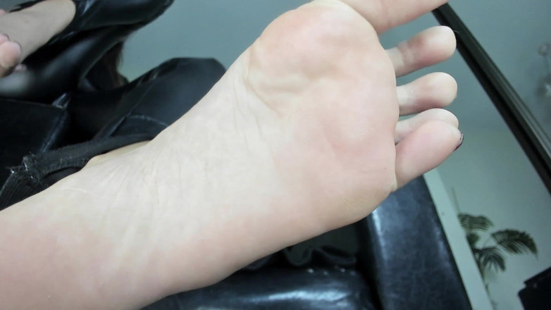 Feet lady: Lange große füße