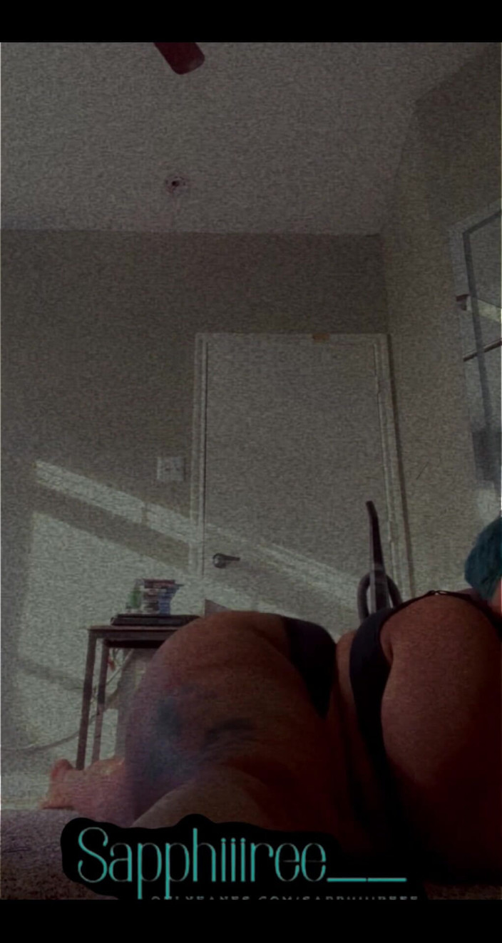 Biggdebbie solo: Twerk It!