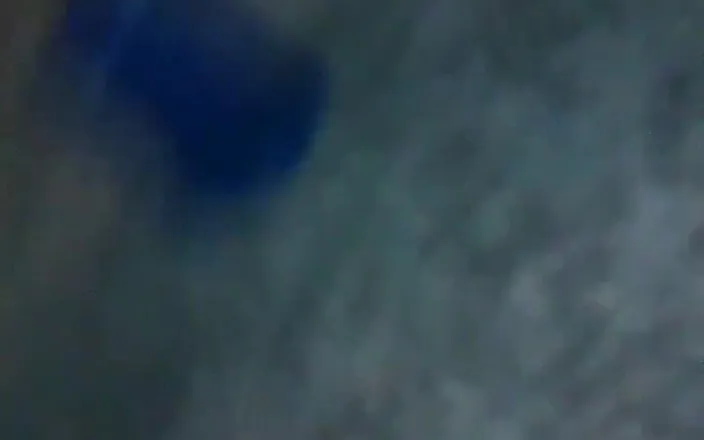 JnJ couple: Jessi Stretches Out Loose Pussy with a Cup