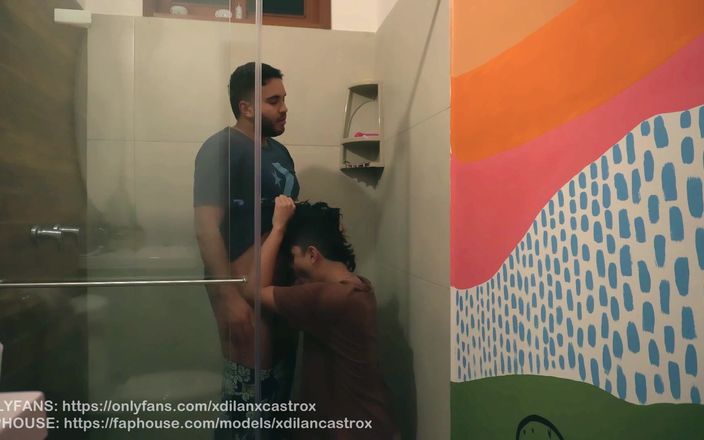 Dilan Castro: Meraklı heteroseksüel seyirli adam götümü prezervatifsiz sikiyor ve içine boşalıyor